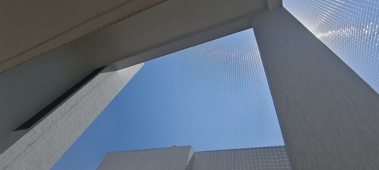 Invisible grill close-up